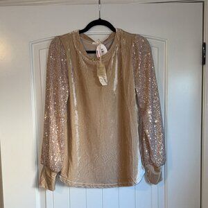 Mystree Women’s Medium Champagne Long Sleeve Top w/ Sequin Sleeves NWT